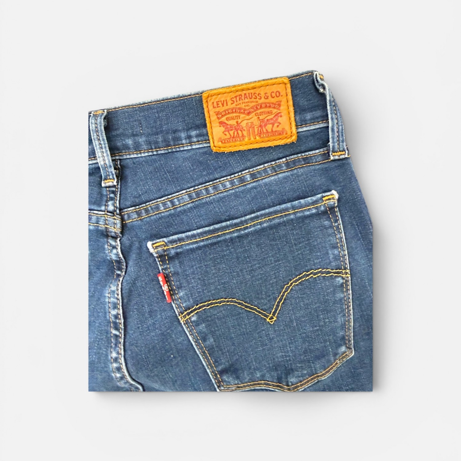 Levi’s Dark Blue Slim Jean